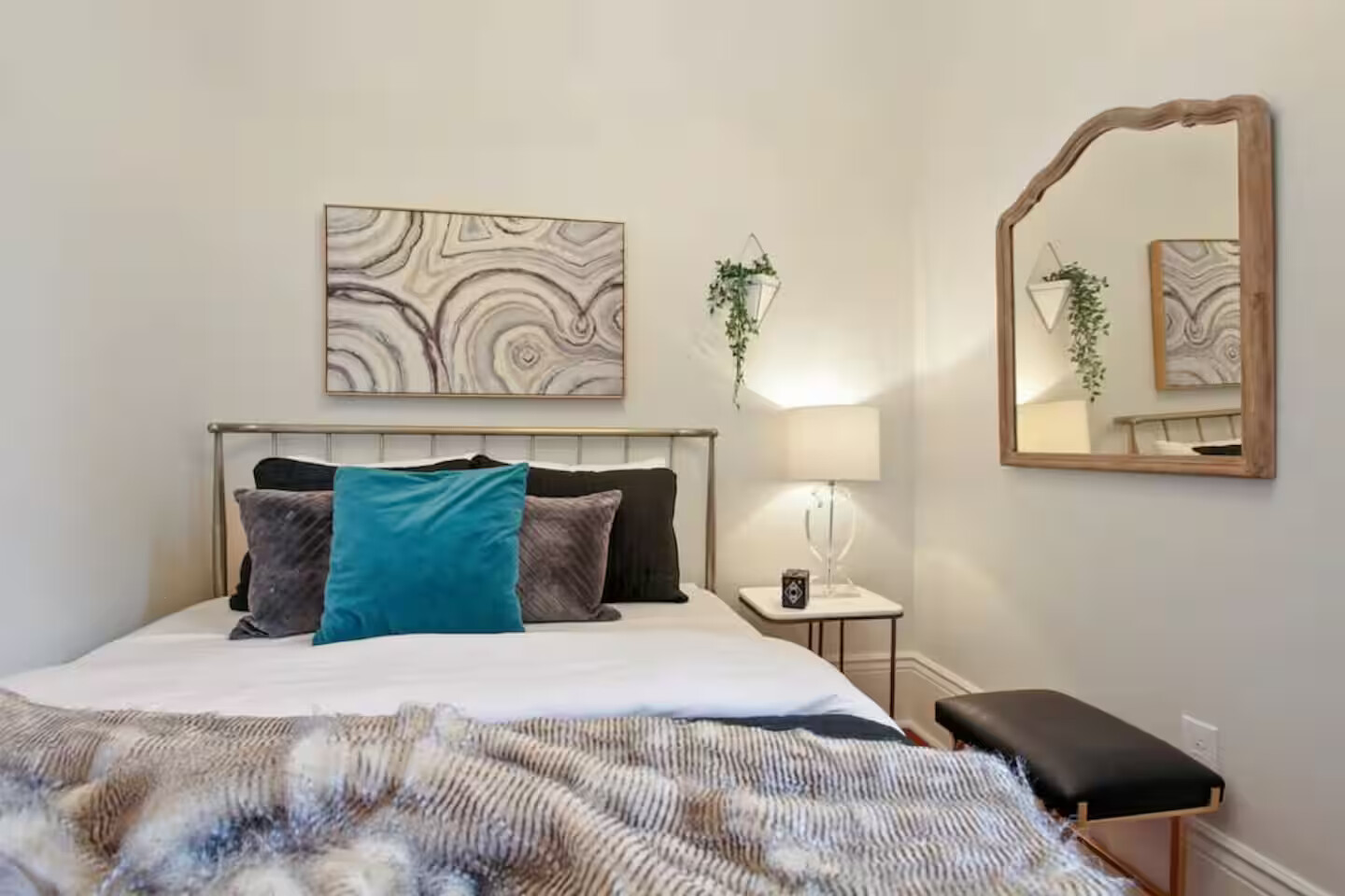 Queen bedroom